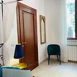 Apartment Colosseum-Apartments *