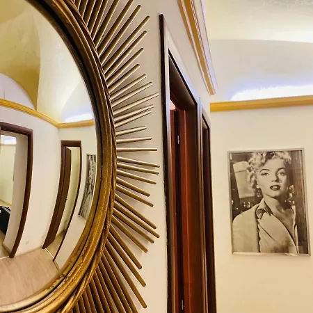 Daire Colosseum-apartments Roma