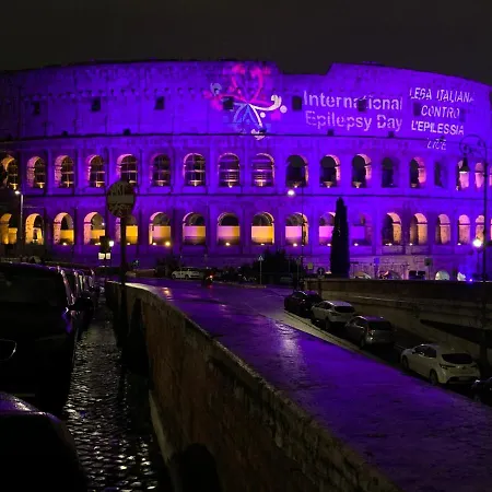Colosseum-apartments Daire Roma
